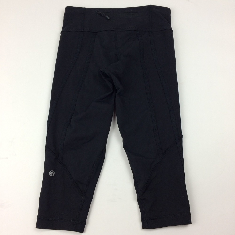 Lululemon‎ Leggings Womens 2 Crop Athleisure Yoga Gym Black Zip Pocket Sports